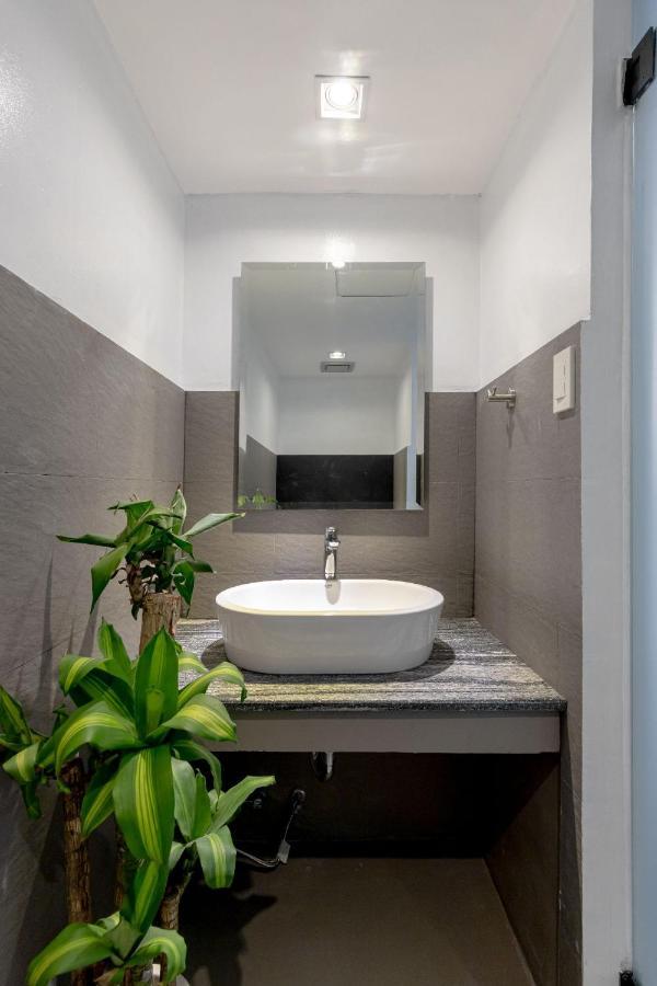 Draper Hotel Makati Makati City Kültér fotó