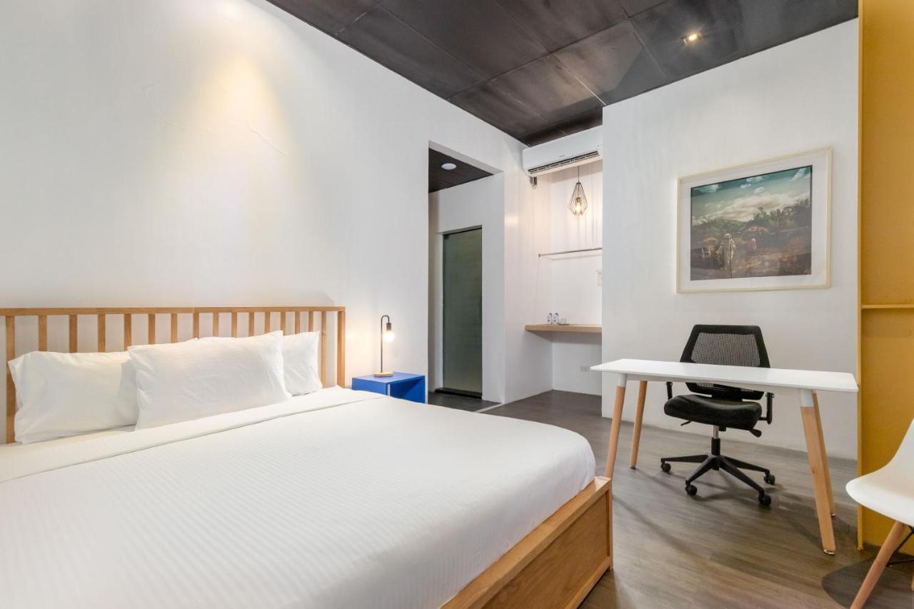 Draper Hotel Makati Makati City Kültér fotó